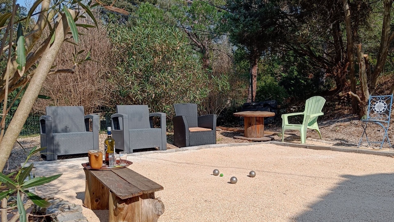 Photo of Outdoor in Saint-Andre-d'Olerargues