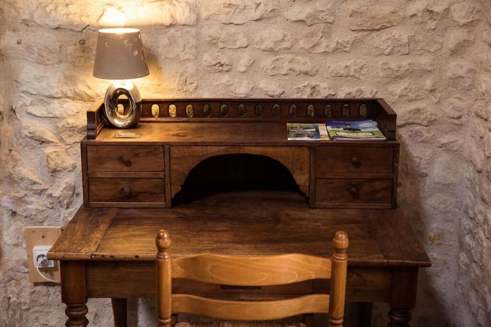 Photo of Others in Montils