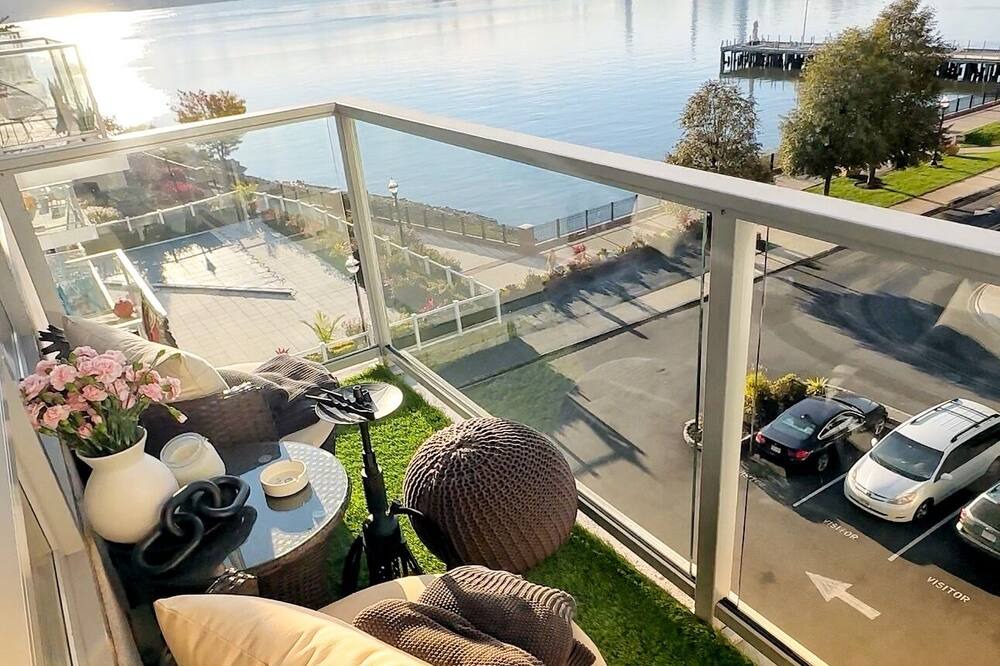 Photo of Outdoor in Edgewater