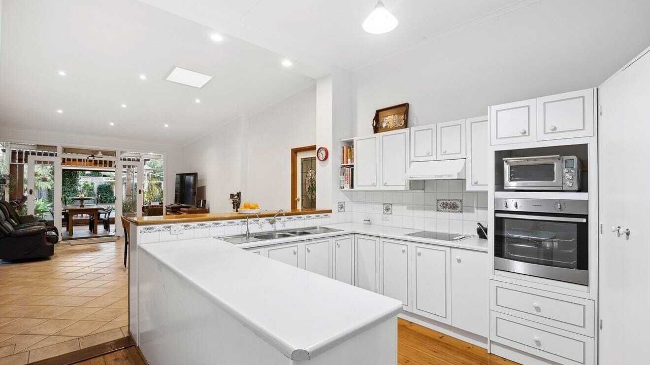 Photo of Kitchen in Glenelg North