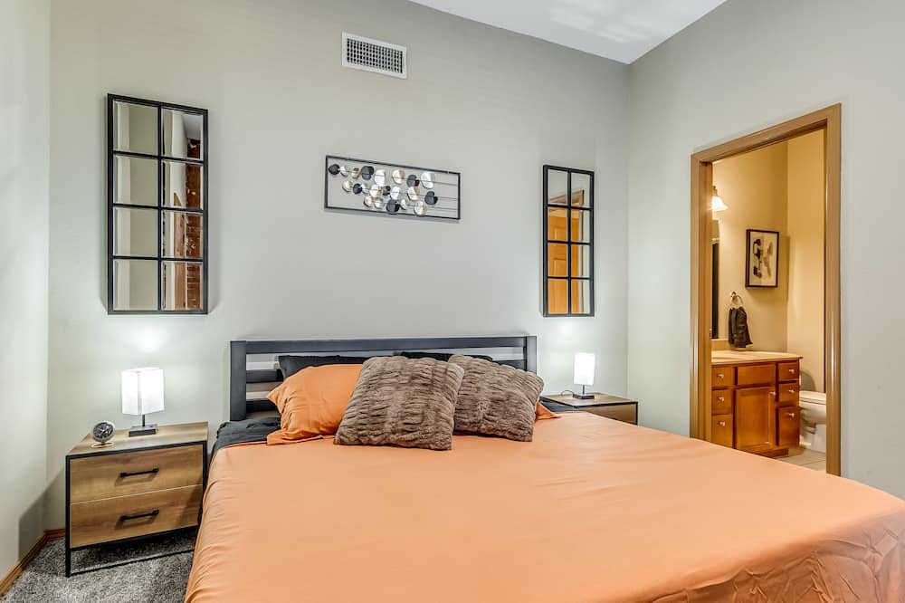 Photo of Bedroom in Bartlesville
