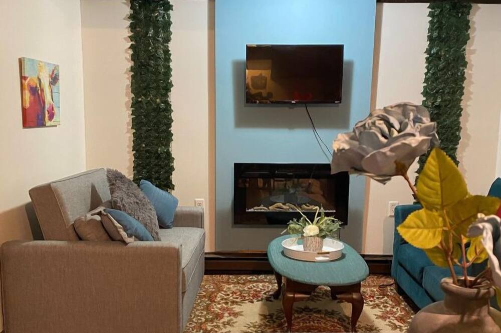 Photo of Livingroom in Shawanese