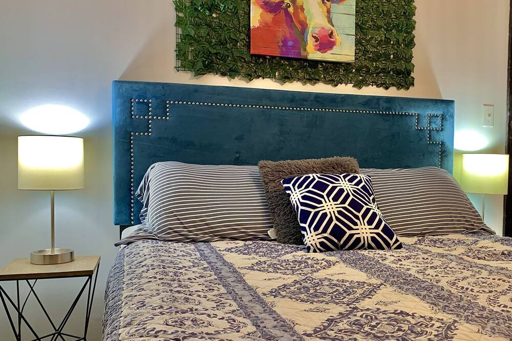 Photo of Bedroom in Shawanese