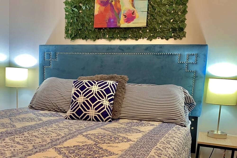 Photo of Bedroom in Shawanese