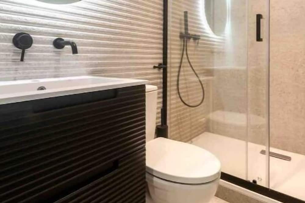 Photo of Bathroom in Metropole Rouen Normandie