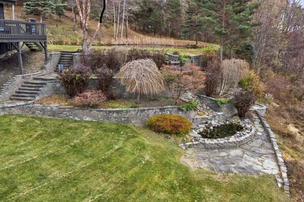 Photo of Outdoor in Bristol Hills