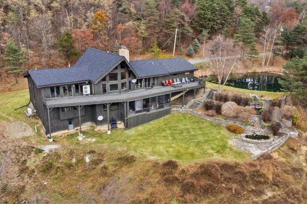 Photo of Outdoor in Bristol Hills