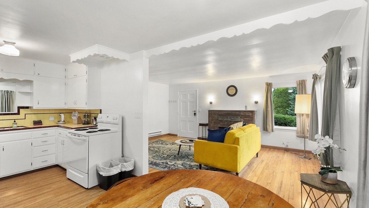 Photo of Livingroom in Monroe