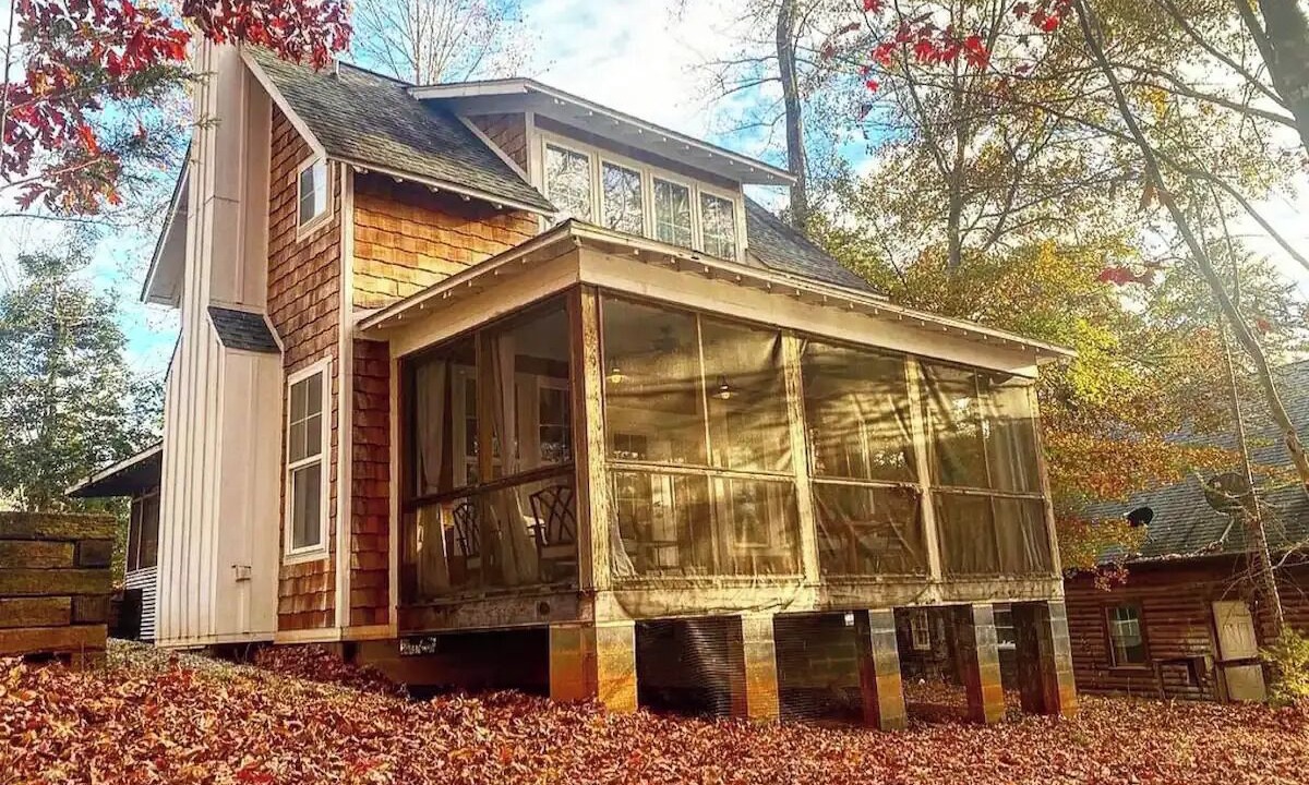 Photo of Outdoor in Six Mile