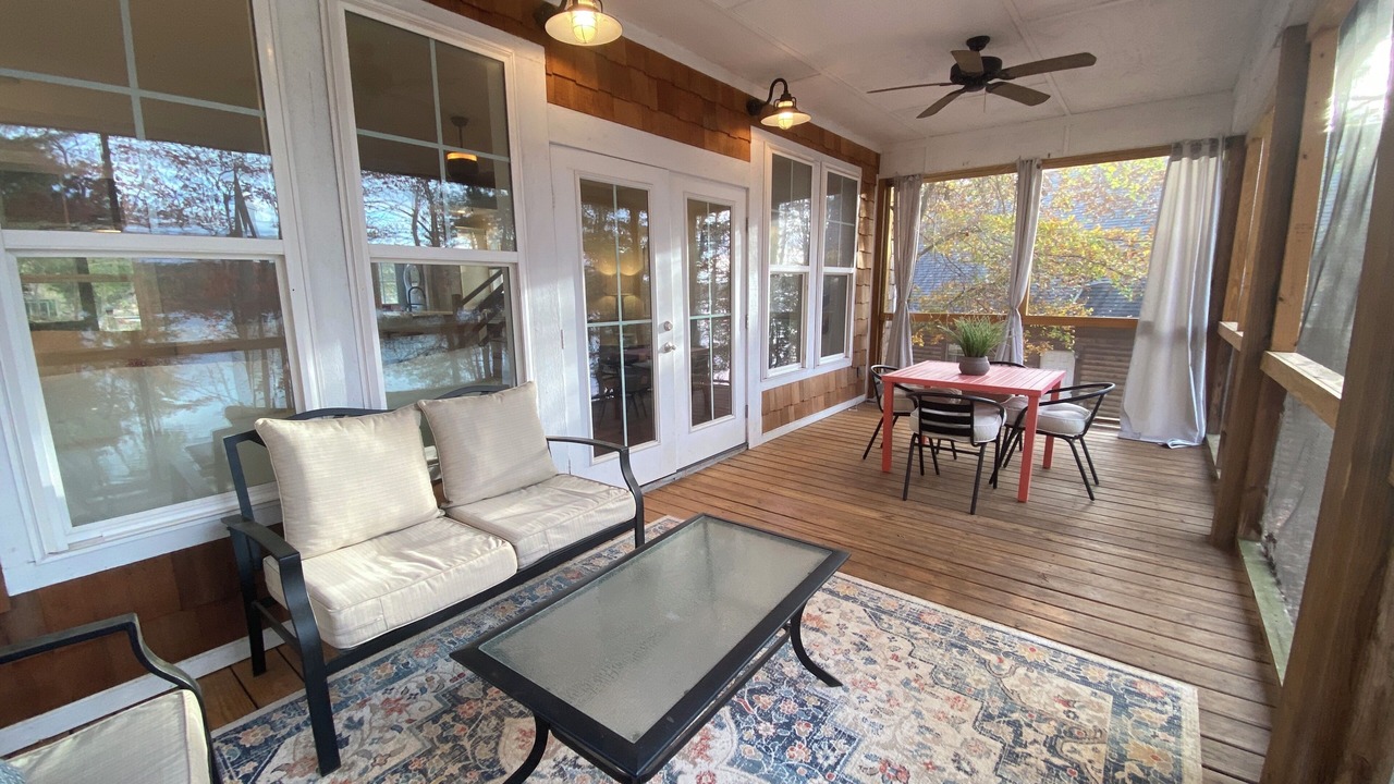 Photo of Outdoor in Six Mile