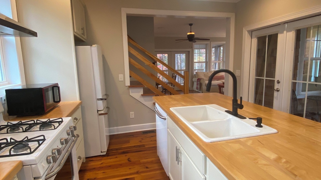 Photo of Kitchen in Six Mile