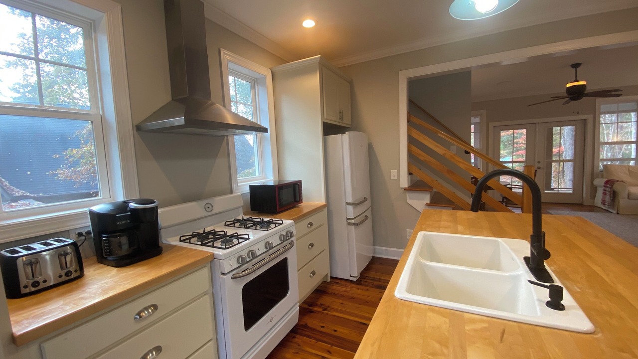 Photo of Kitchen in Six Mile