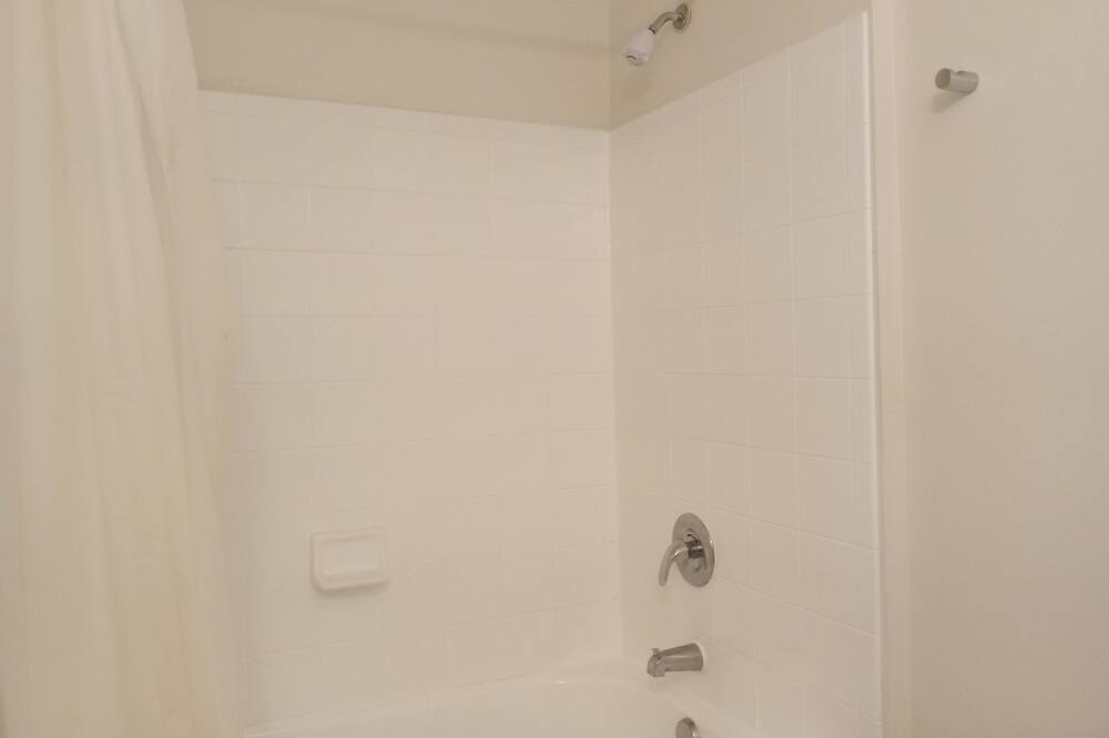 Photo of Bathroom in North Bethesda