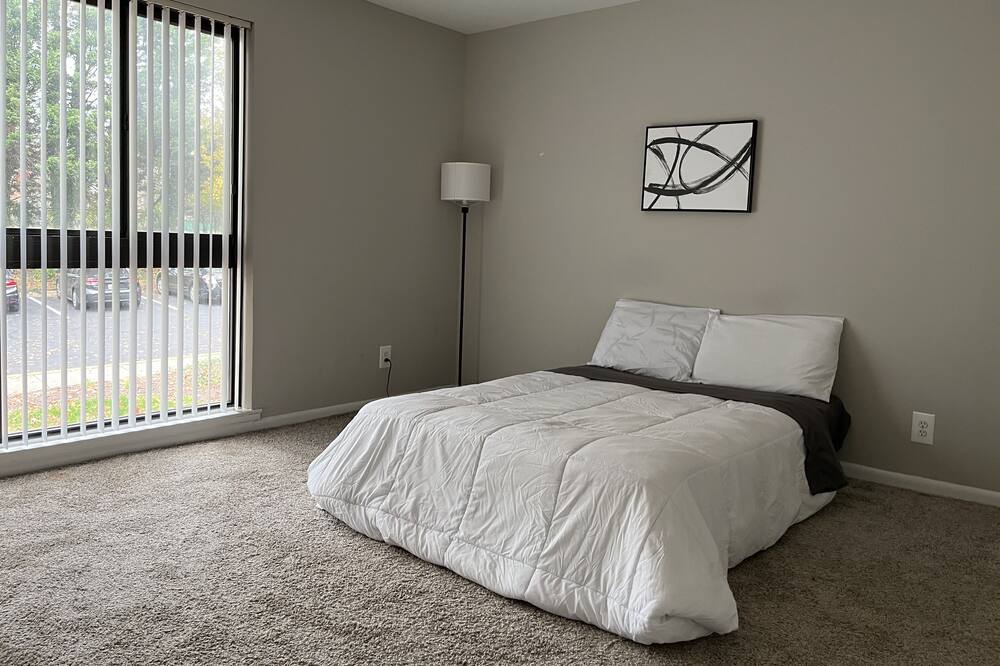 Photo of Bedroom in Gaithersburg