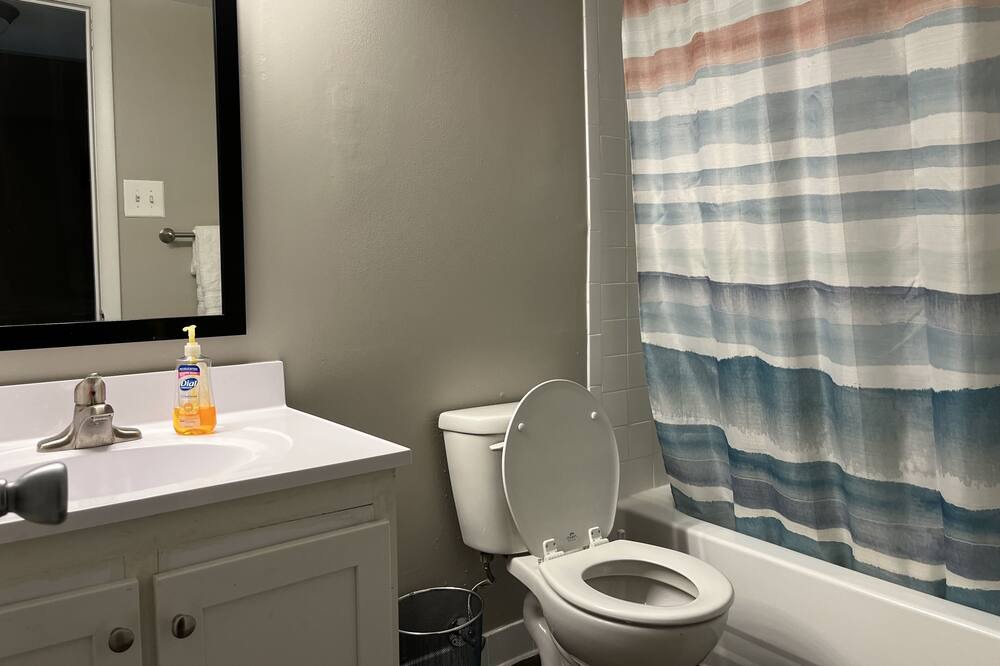 Photo of Bathroom in Gaithersburg