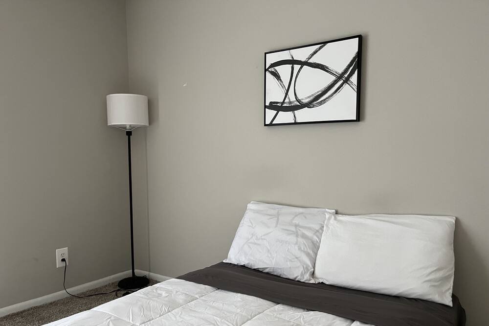 Photo of Bedroom in Gaithersburg