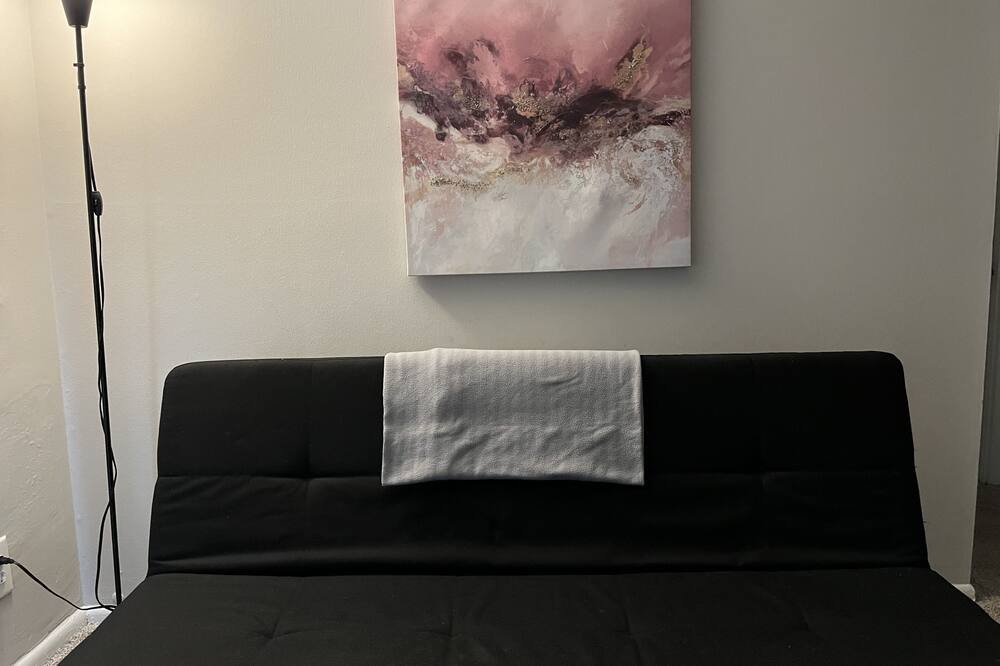 Photo of Livingroom in Gaithersburg