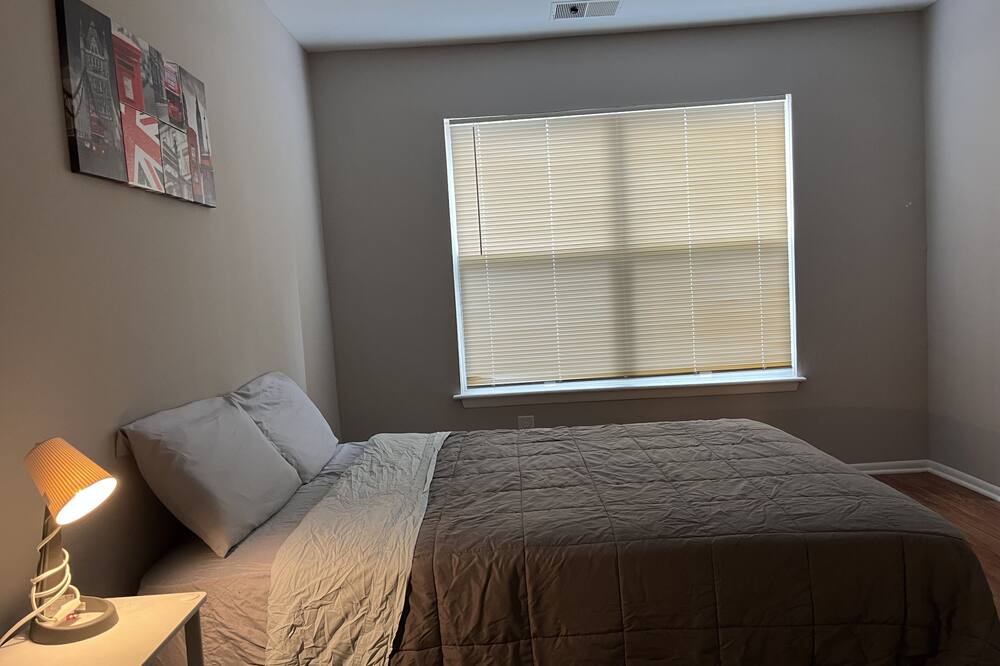 Photo of Bedroom in Gaithersburg