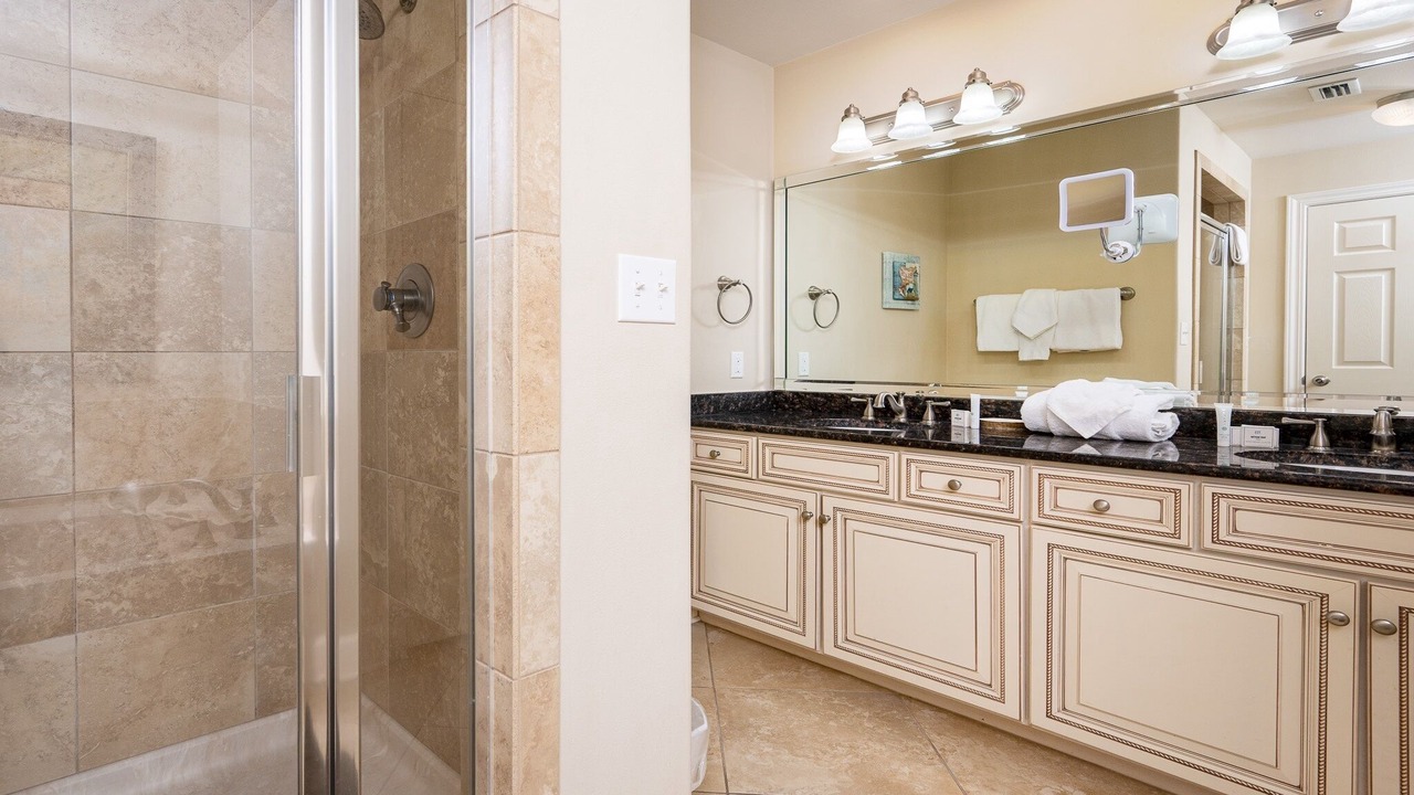 Photo of Bathroom in Orange Beach