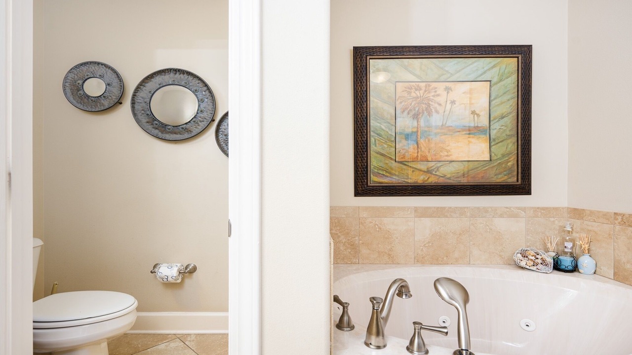 Photo of Bathroom in Orange Beach