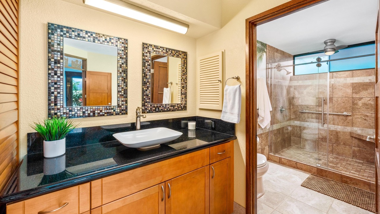 Photo of Bathroom in Waikoloa
