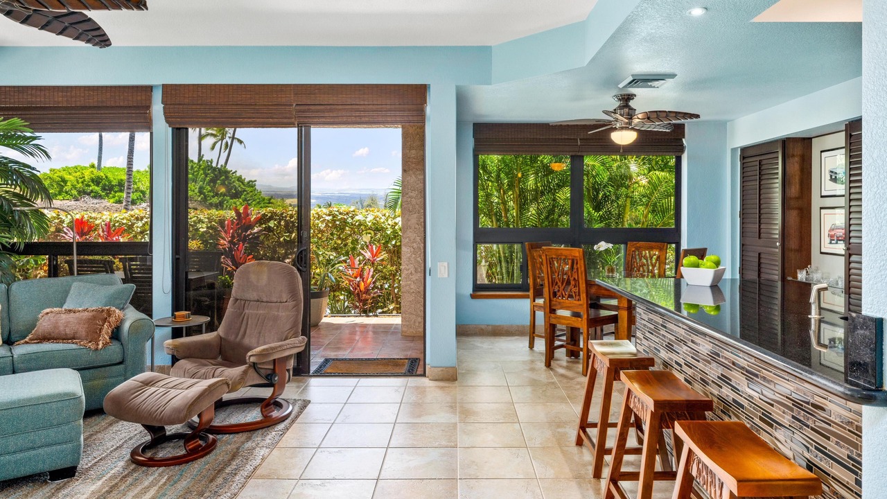 Photo of Livingroom in Waikoloa