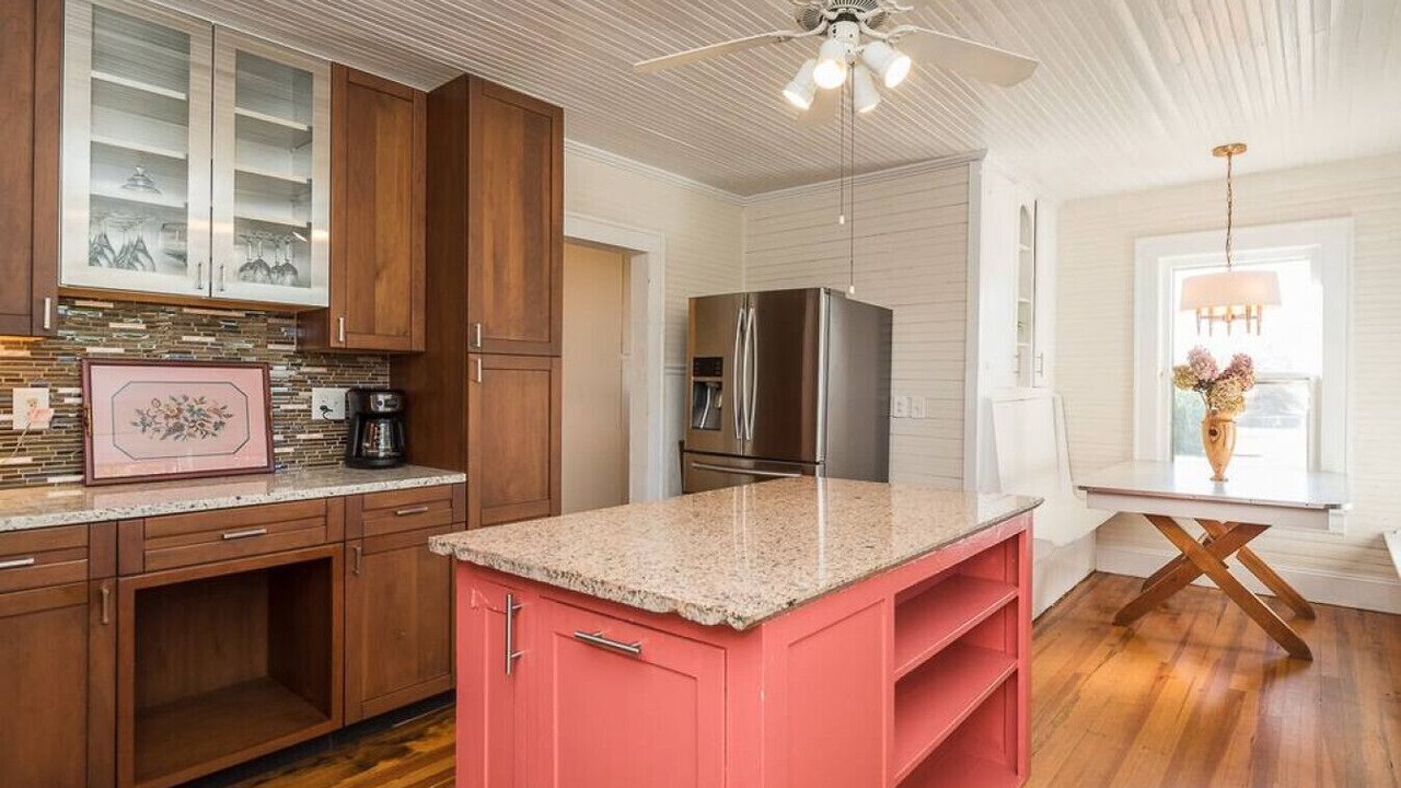 Photo of Kitchen in Glen Raven