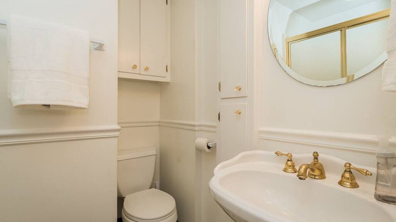 Photo of Bathroom in Glen Raven
