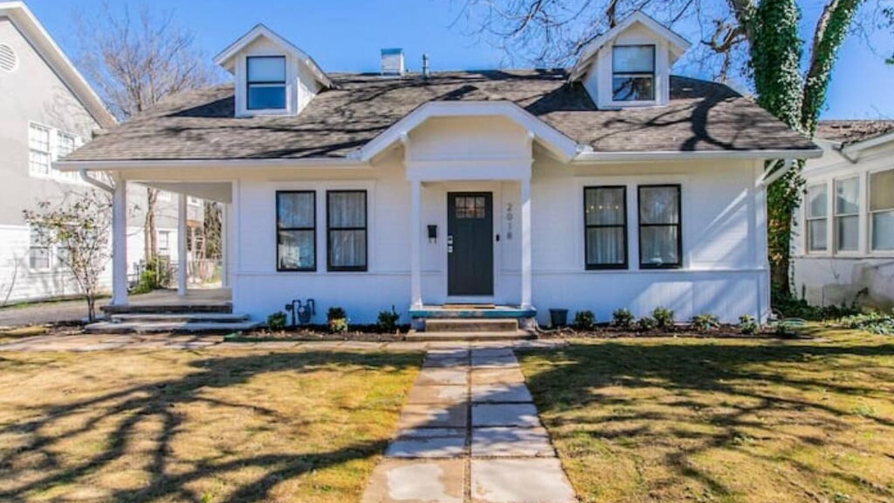Photo of Outdoor in Austin Ave.