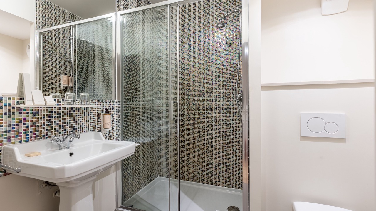 Photo of Bathroom in Batignolles
