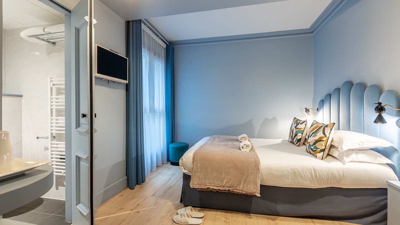 Photo of Bedroom in Batignolles