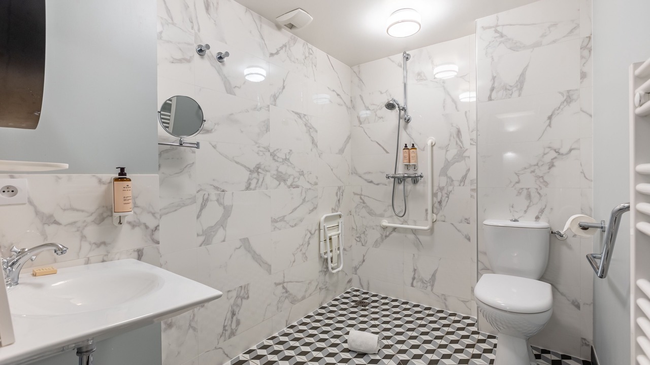 Photo of Bedroom in Batignolles