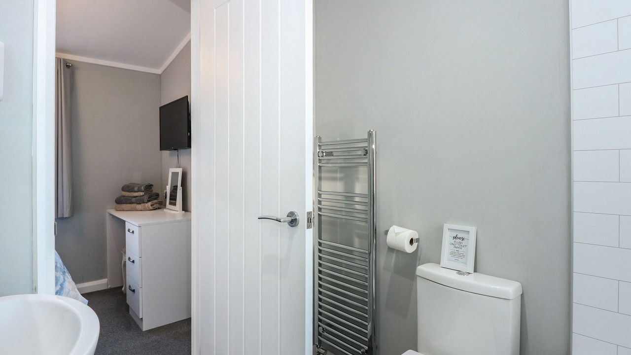 Photo of Others in Lower Shelton