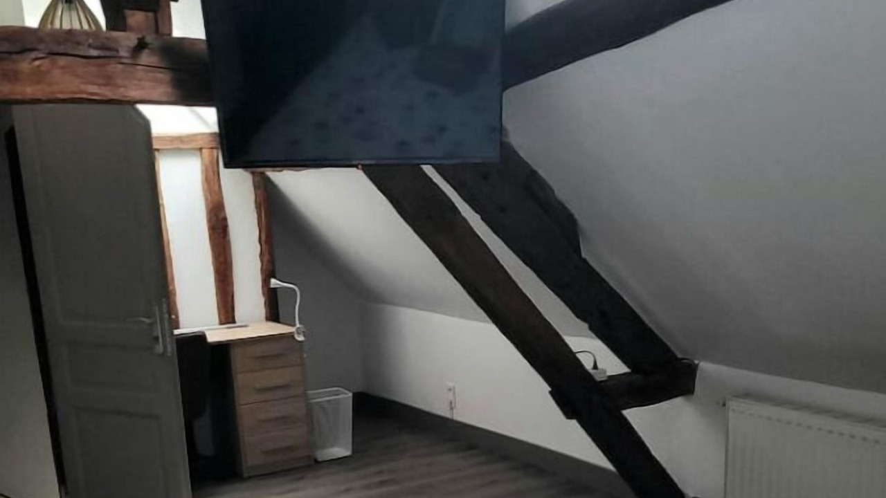 Photo of Others in Sens