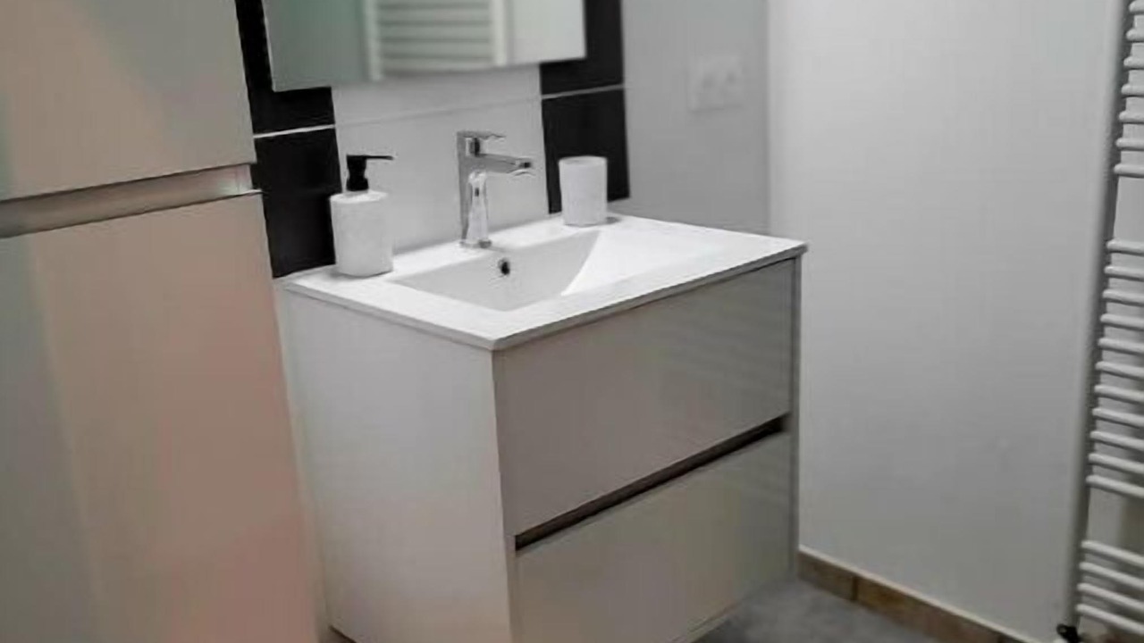 Photo of Bathroom in Sens