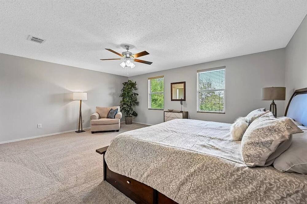 Photo of Bedroom in Justin