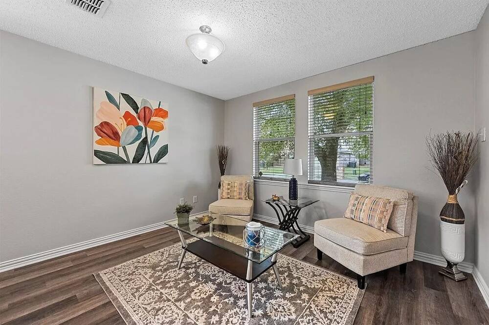 Photo of Livingroom in Justin