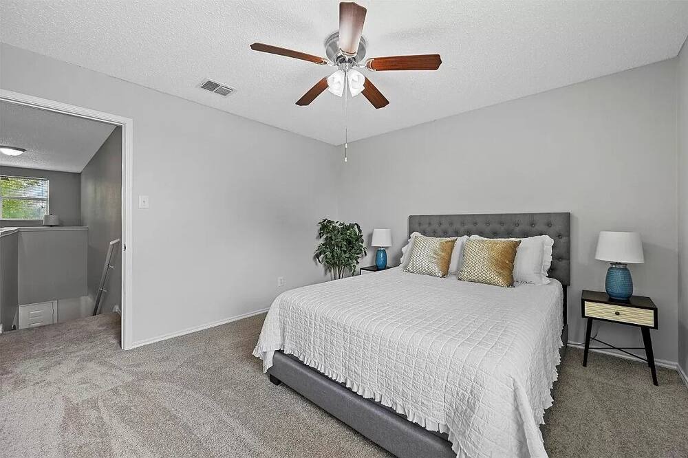 Photo of Bedroom in Justin