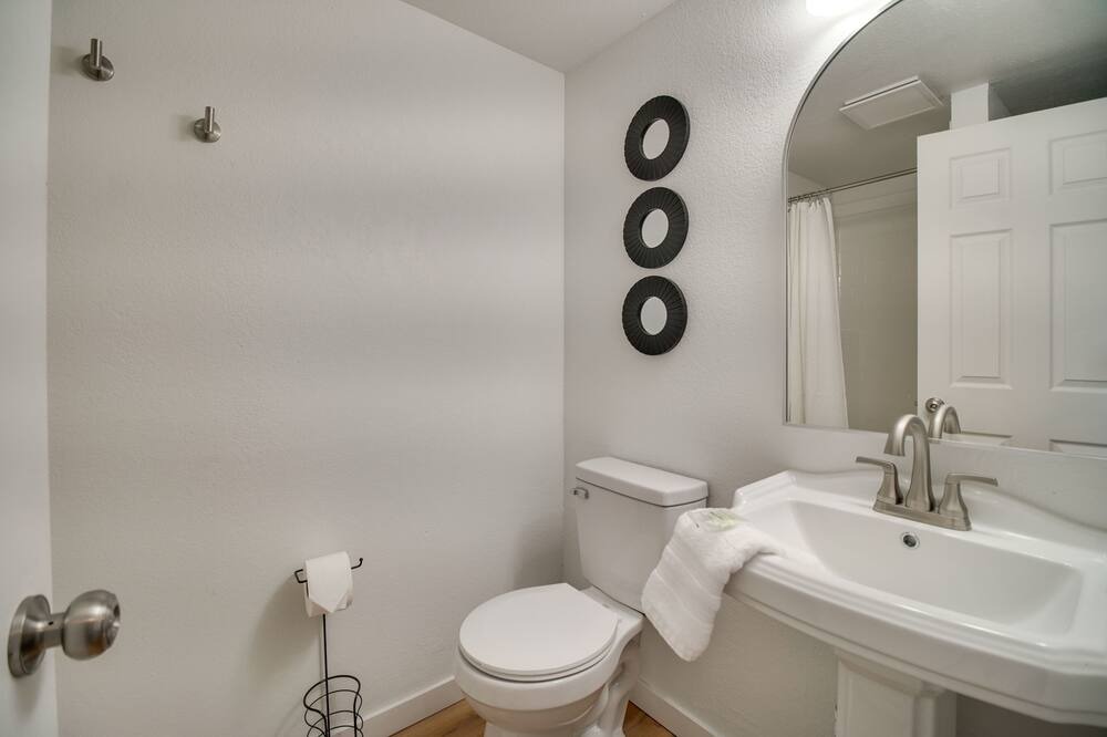 Photo of Bathroom in Gentry