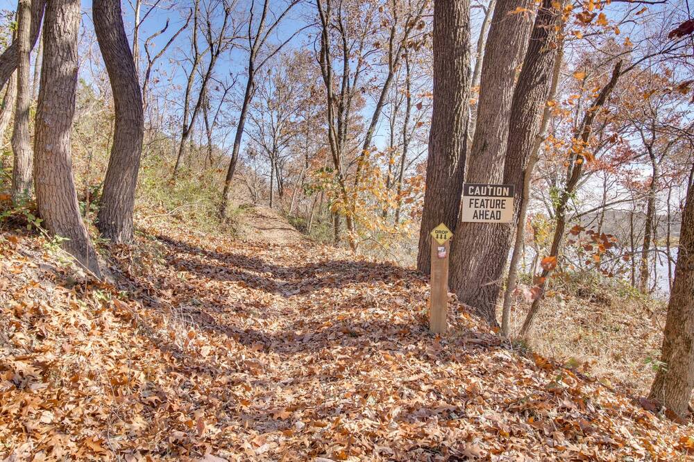 Photo of Outdoor in Gentry