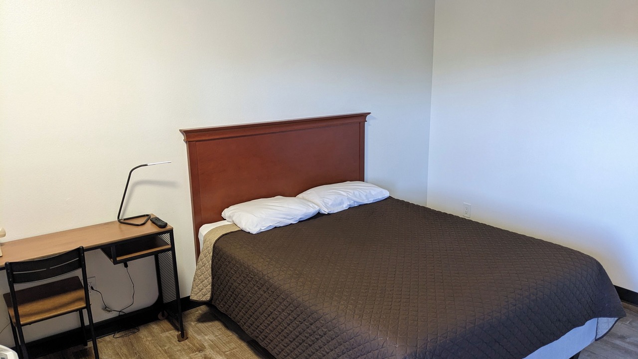 Photo of Bedroom in Edmonds