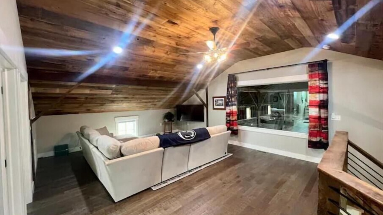 Photo of Others in Muncy