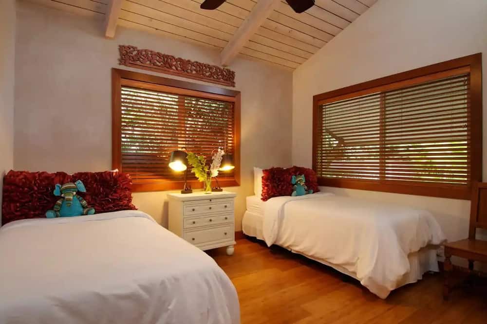Photo of Bedroom in Paia