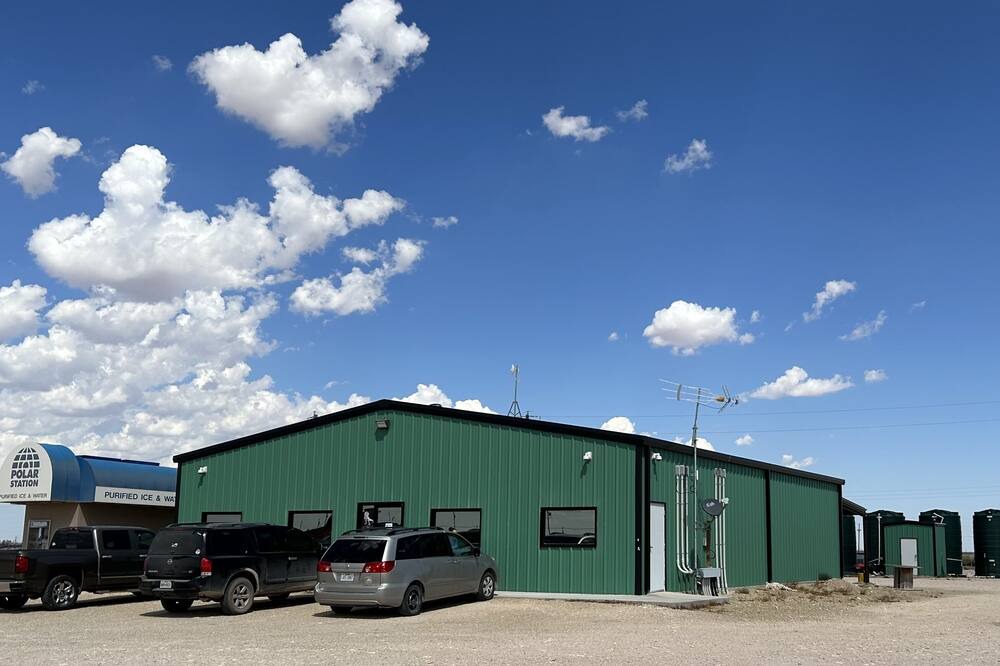 Photo of Outdoor in Crane