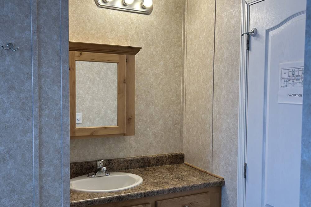Photo of Bathroom in Crane