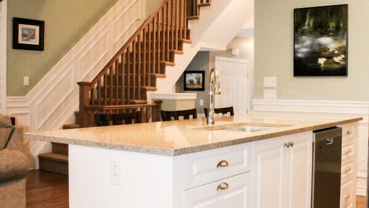 Photo of Kitchen in Amherstview