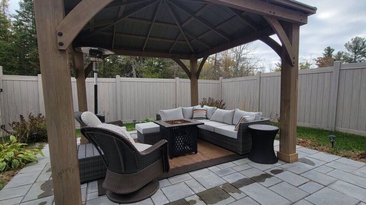 Photo of Outdoor in Amherstview