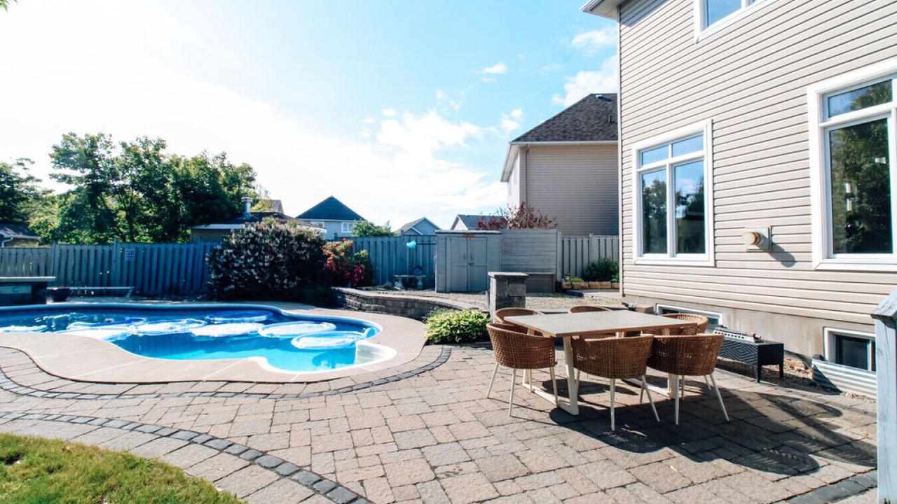 Photo of Outdoor in Kingston