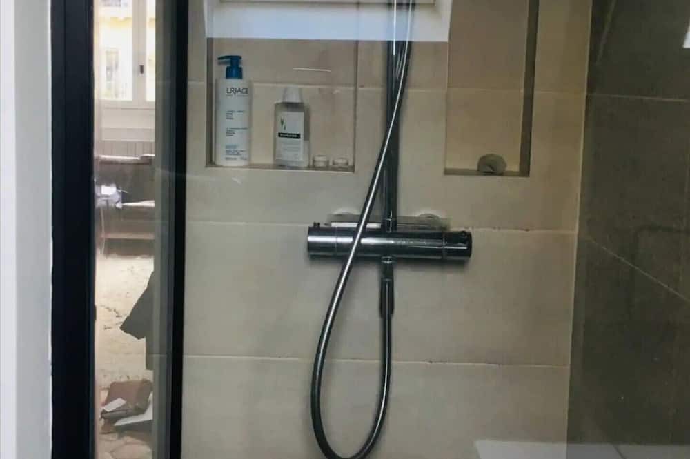 Photo of Bathroom in Saint-Vincent-de-Paul