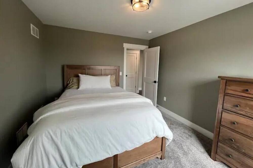 Photo of Bedroom in Muncy